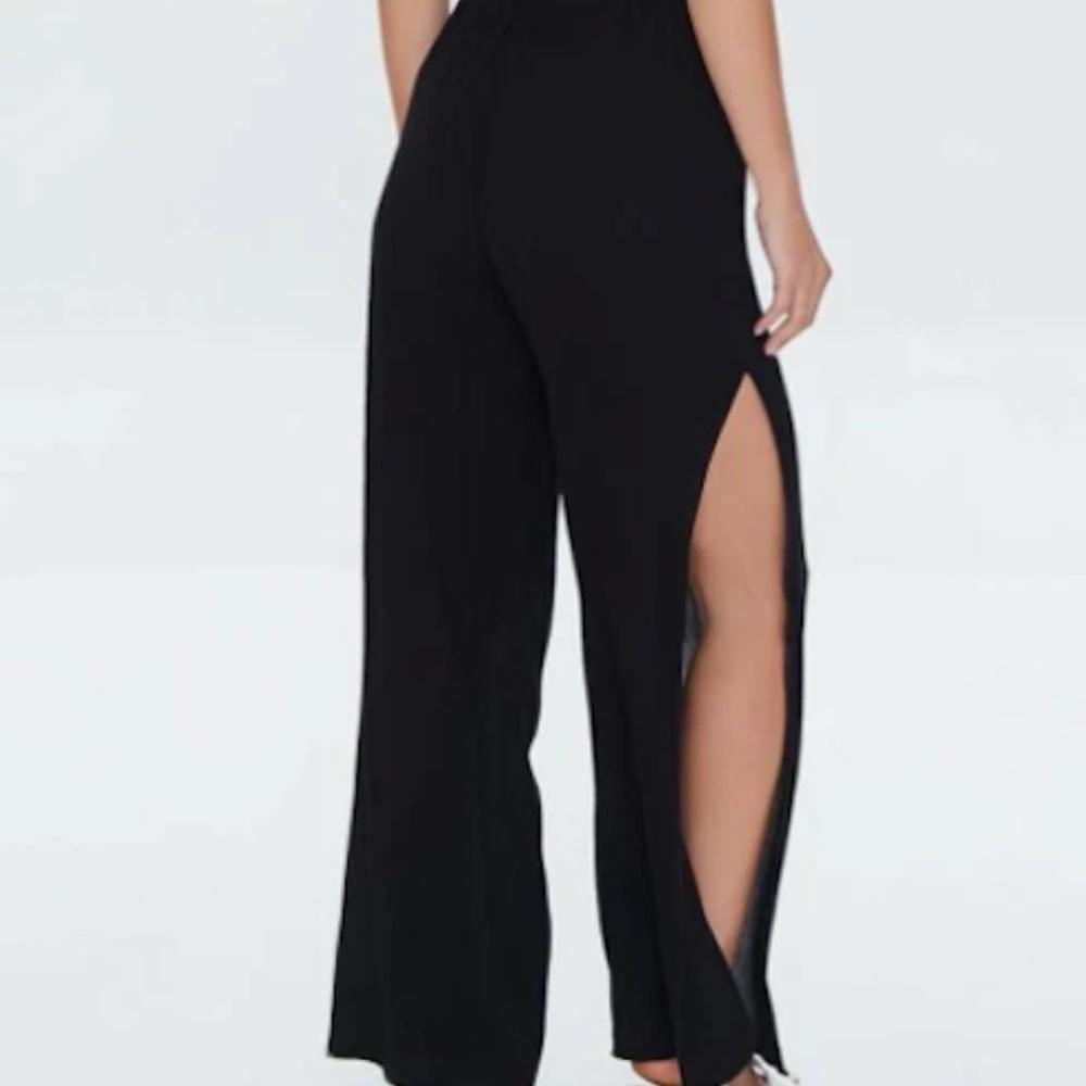 Forever 21 Black Wide Leg Pants with Side Slits Size M. Summer Coastal Beachy
